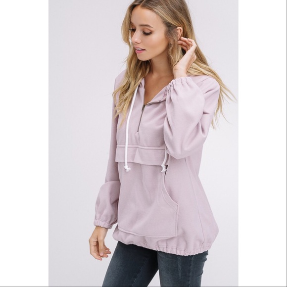 LAST ONE!! Sweatshirt with Kangaroo Pocket - Picture 3 of 7